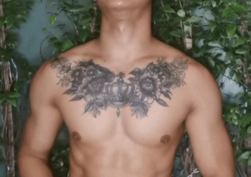 Jakolerong gigil na gigil sa sariling etit