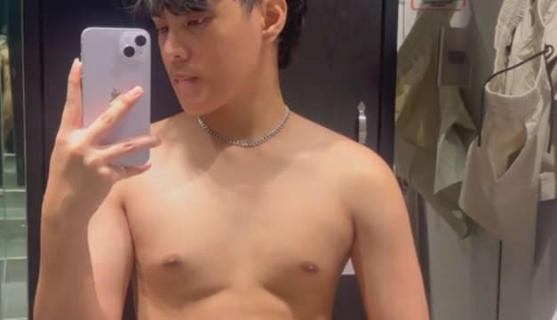 Jinakol Sa Videocall  Ni James