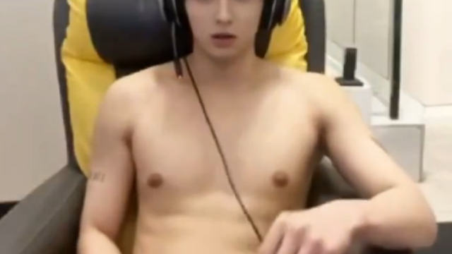 Benjamin Gwapong Jakulero Nang Boypren.com