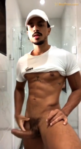 Brian Nagflex Nang Malaking Titi Sa Cr