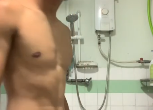 Ang Bagitong Si Seth Naligo Sa Livestream