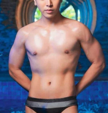 James Vasquez Balagbagan Ang Sariling Burat Sa Hotel
